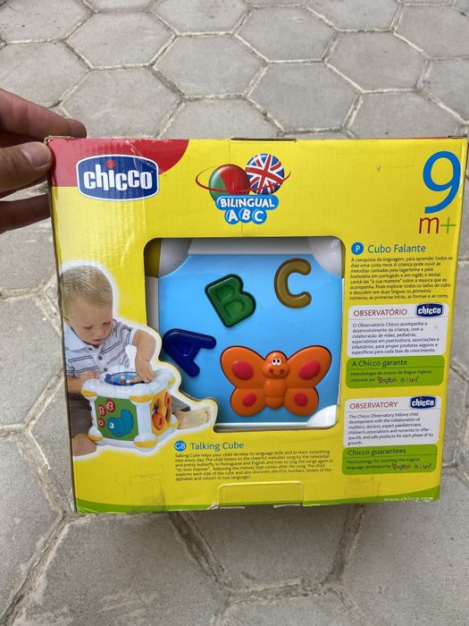 Brinquedo cubo falante Chicco
