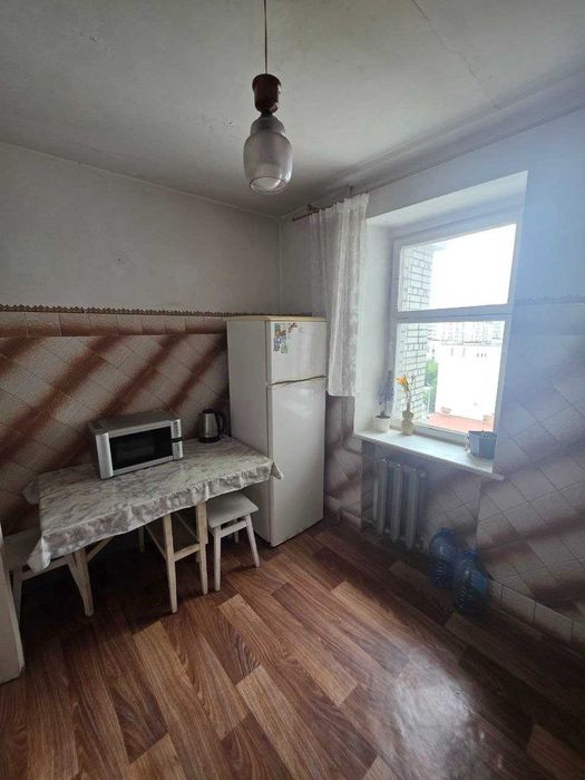 Продаж 4 кімнатної квартири вул Паньківського (район Мазепи )