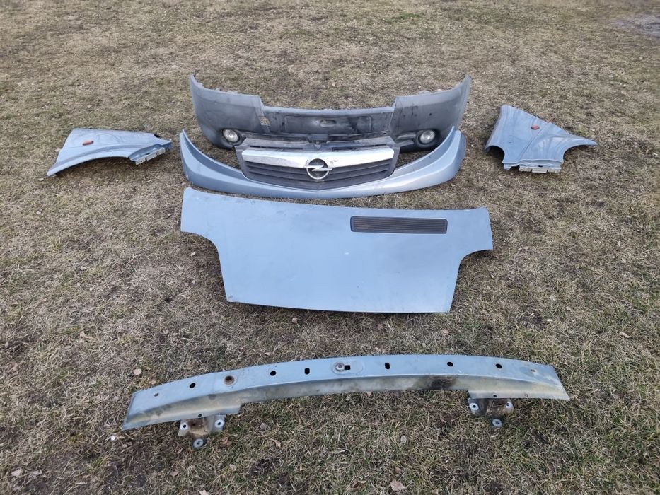 Передок Opel Vivaro опель віваро 2.5 2009 рік