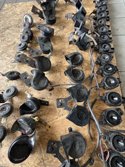 Сигнал звуковий клаксон Renault Megane Scenic Fluence Clio