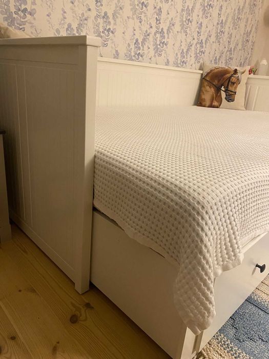 Leżanka hemnes, łóżko rozkładane białe