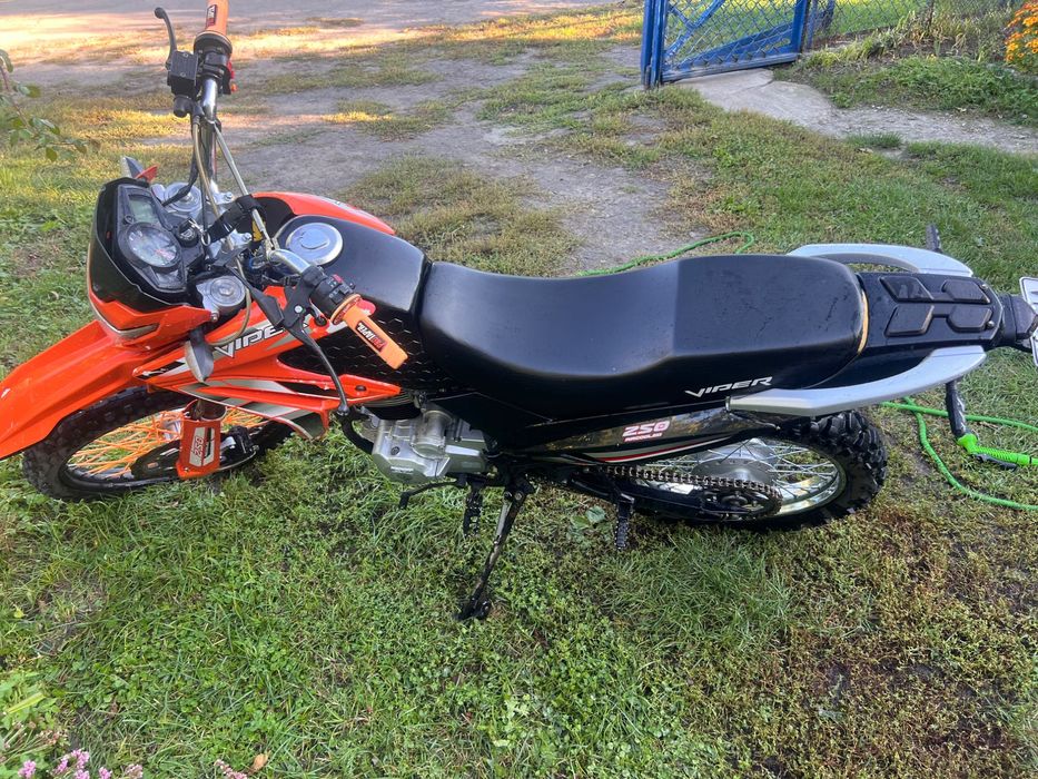 Продам мотоцикл вайпер 250 л