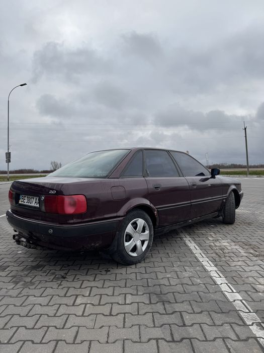 Ауді 80 2.0 Бензин