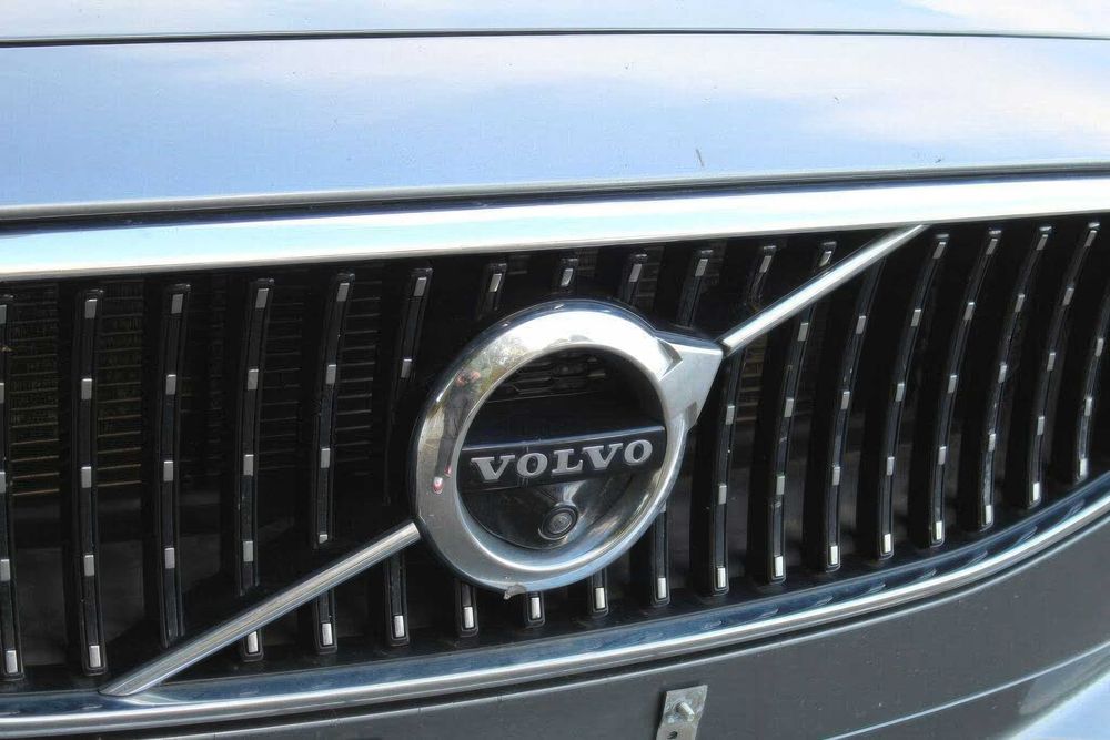 Volvo V90 Cross Country T6      2019