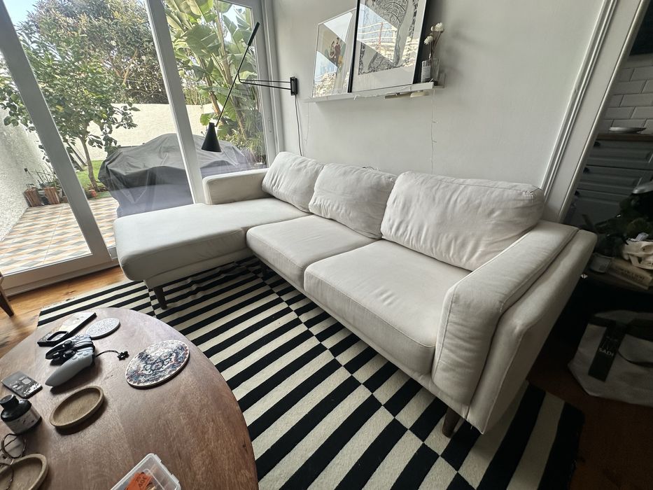 Sofa Bloom Gato Preto c/ Chaise Longue