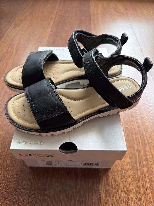 Czarne Sandaly Geox 37