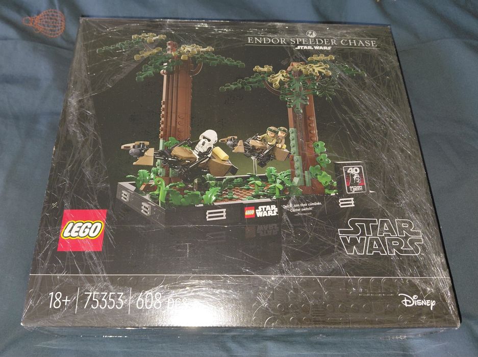 LEGO 75353 Star Wars Endor Speeder Chase Diorama (Descontinuado)