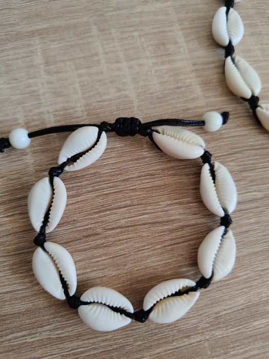 Komplet muszelki naszyjnik choker i bransoletka