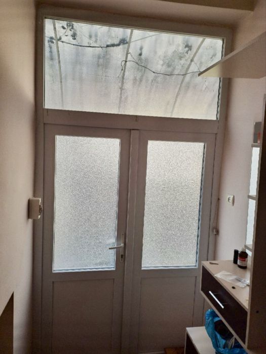 Продається напівособняк в центральній частині міста