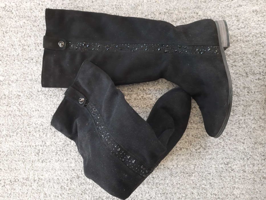 Botki zamszowe z kryształkami rozm. 36