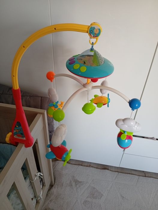 Karuzela do łóżeczka dziecięcego