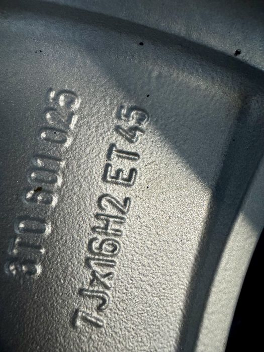 Оригинальные диски skoda r16 7j et45 5x112 4шт