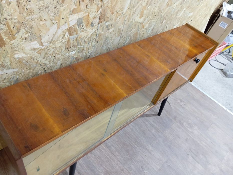 Komoda prl transport