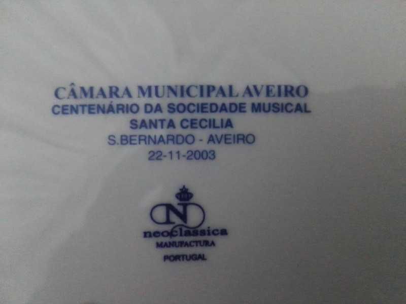 Prato comemorativo do Centenário da Santa Cecilia escasso