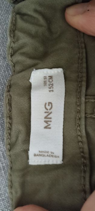 Calças cargo cor caqui, tamanho 12 anos (152cm) da Mango