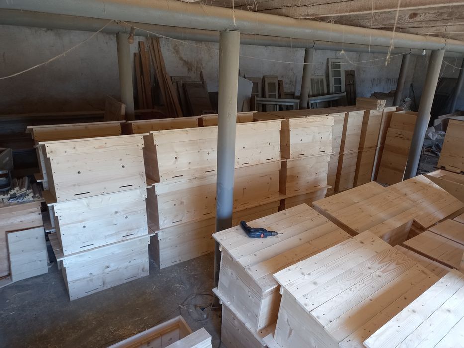 Виготовляємо вулики