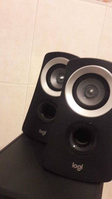 Colunas Logitech Z313 c/ Adaptador Jack