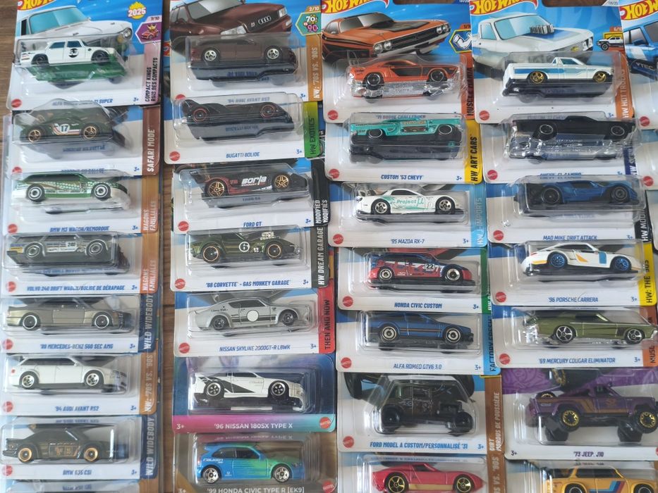 Hot wheels samochody kolekcjonerskie 75szt