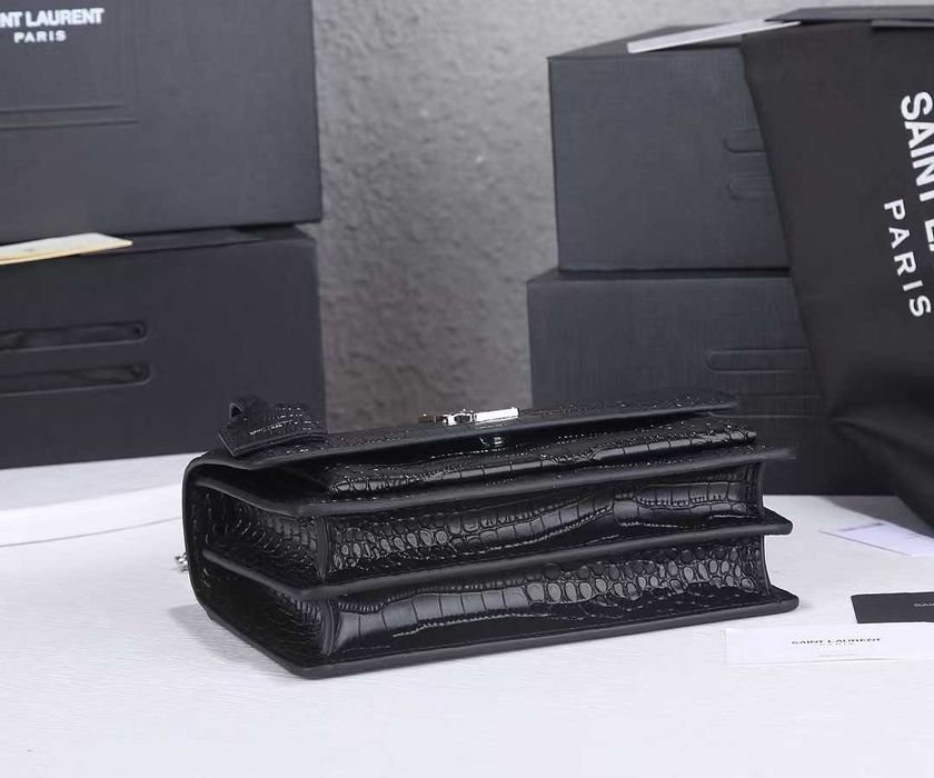 Łańcuszek z logo SAINT LAURENT z wytłoczonym wzorem krokodyla
