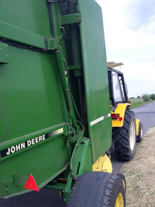 Prasa john deere 550