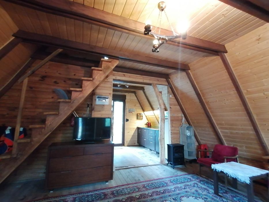 Domek Milena w Turawie z linią brzegową