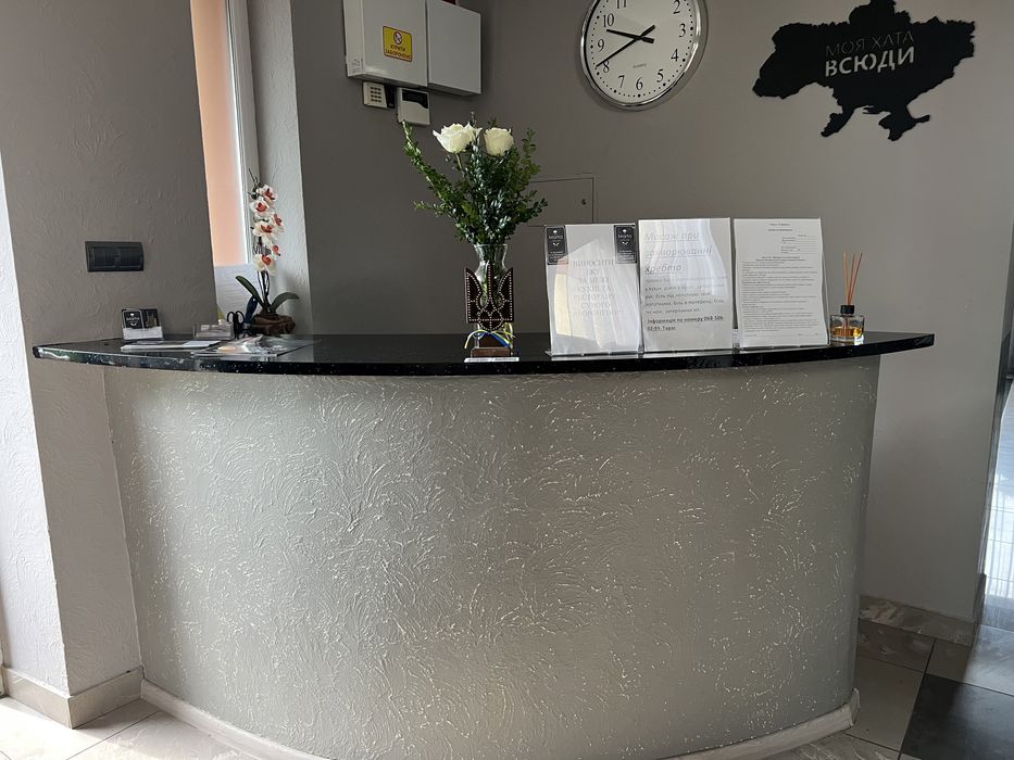 Готель «У Батька» новенькі двокімнатні номери класу люкс Світло 24/7