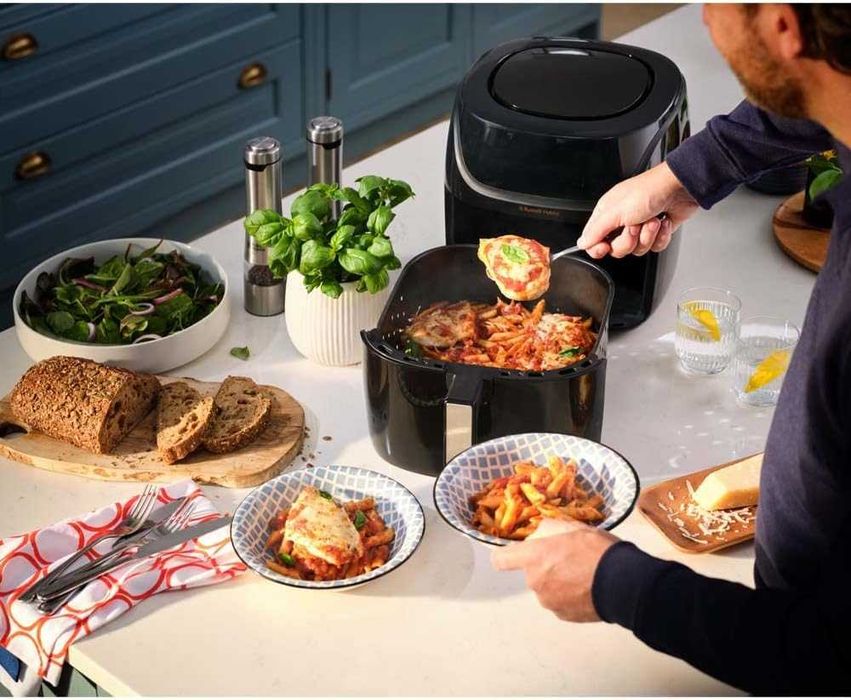 аерогриль Russell Hobbs SatisFry, Аерофритюрниця об'ємом 4 л, Фритюрниця з гарячим повітрям, Регульована температура до 200°C, Таймер 60
