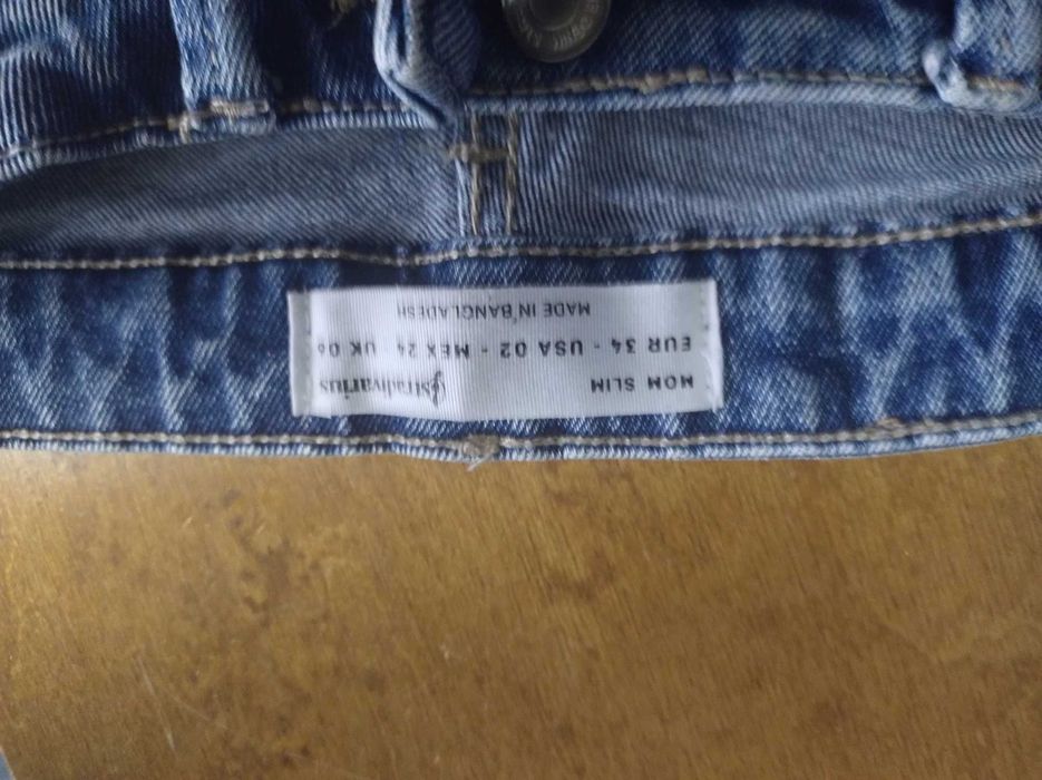 Jeansy damskie Stradivarius XS