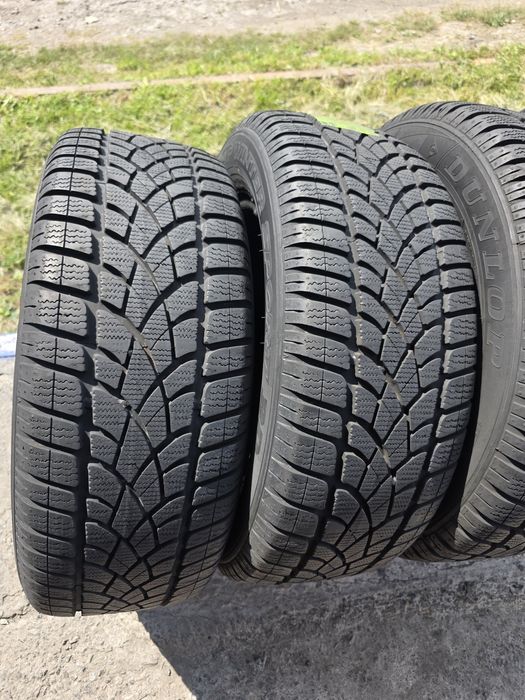 Зимові шини Dunlop 215/60 R16