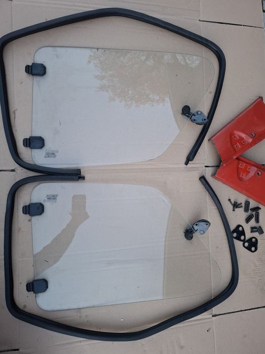 Szyby uchylne uchylane Fiat 126p Maluch