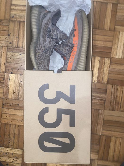 YEEZY BOOST 350 BELUGA