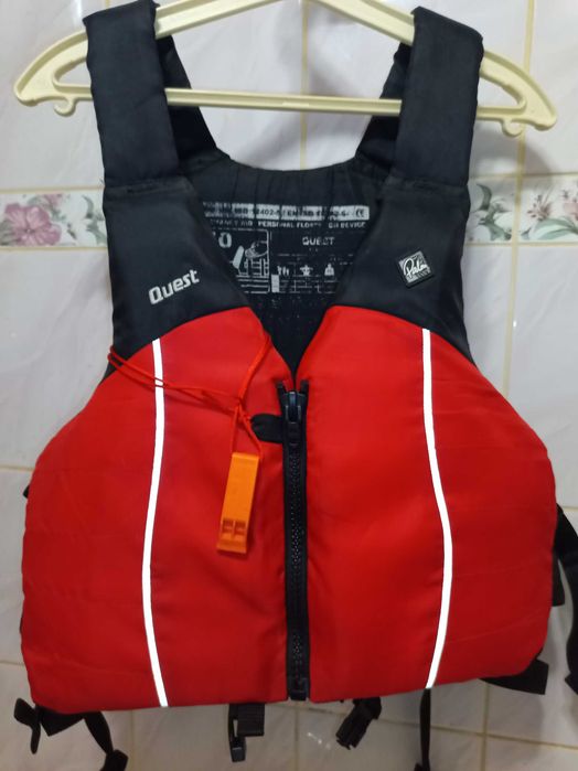 Продам спасательный жилет женский