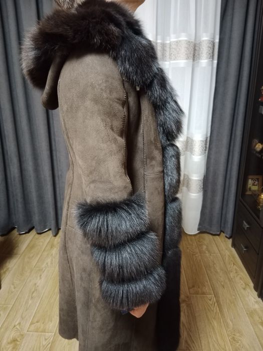 Дубленка темно-коричневая, размер М