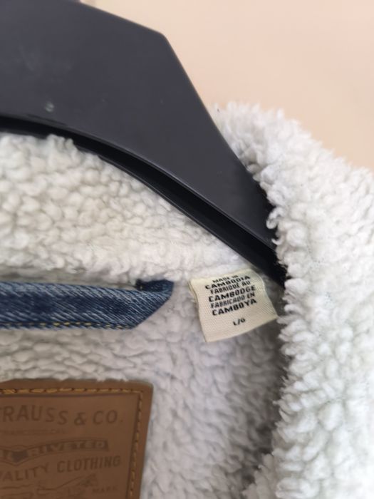 Levi's kurtka jeansowa Trucker z kożuszkiem z kołnierzykiem ciepła męs