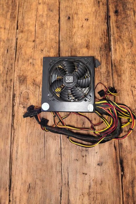 БЛОК Живлення LC POWER LC6550GP2 V2.2 з APFC на 550 W (опис читати)