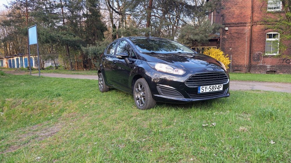 Ford Fiesta MK7 2015 | 1.0 998 cm³ | klima | Android/CarPlay | kamera