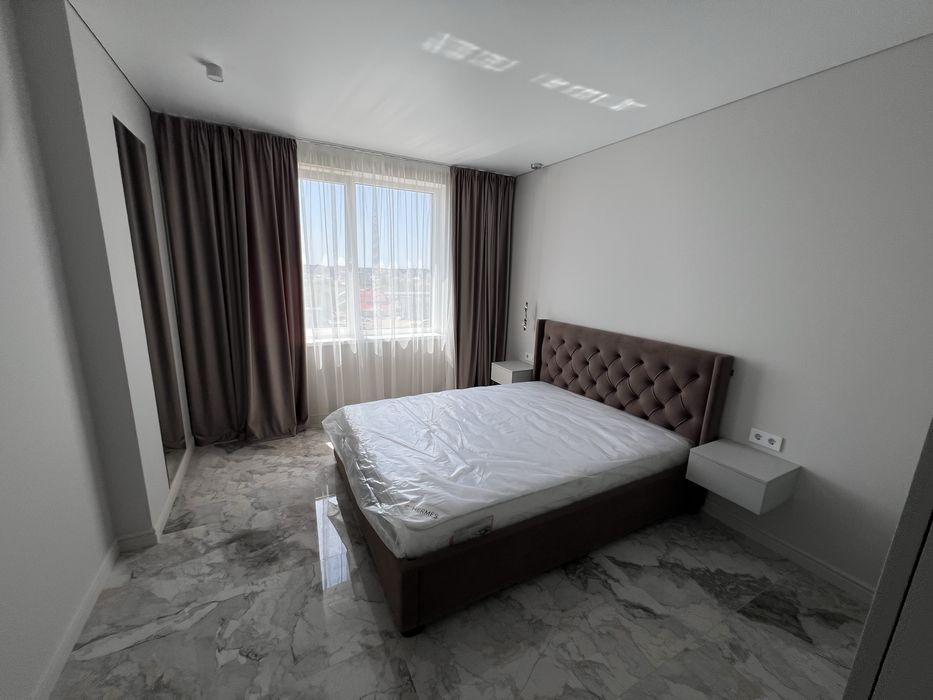 Продаж гарноі 2кім квартири поряд з парком