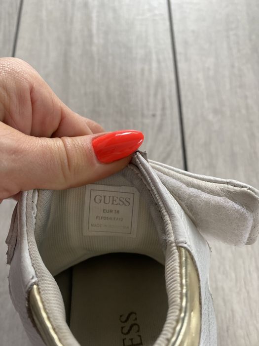 Wysokue sneakersy Guess rozm 38