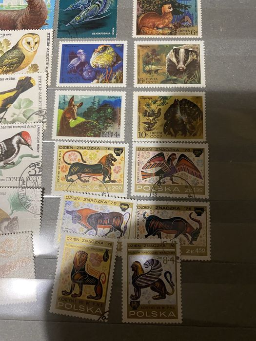 Марки минулого століття колекційні.