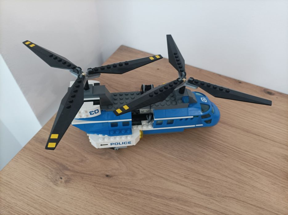 Lego 60173  aresztowanie w górach