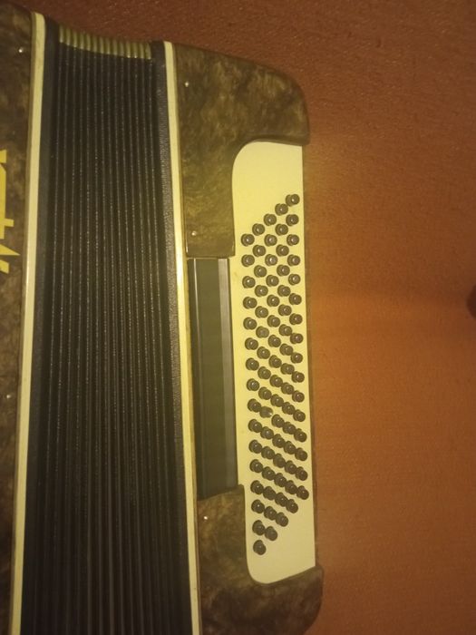 Akordeon MRIA 80 siecio basowy