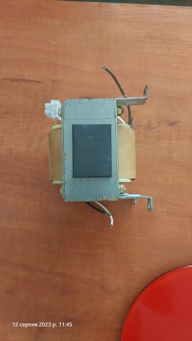 Трансформатор 12 в