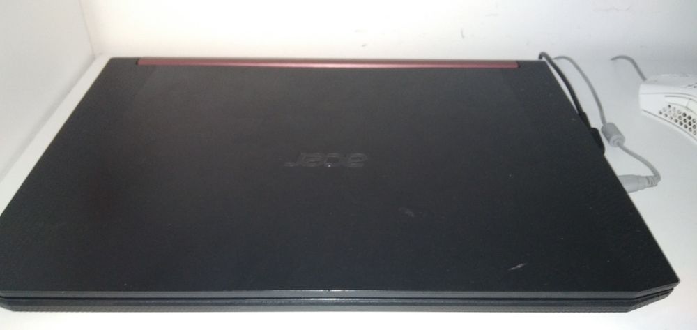 Acer Nitro 5 (istnieje możliwość wymiany na iphone)