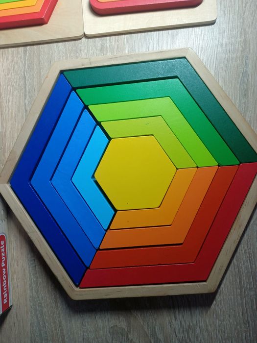 Tęczowe, drewniane układanki Playtive zestaw 4szt