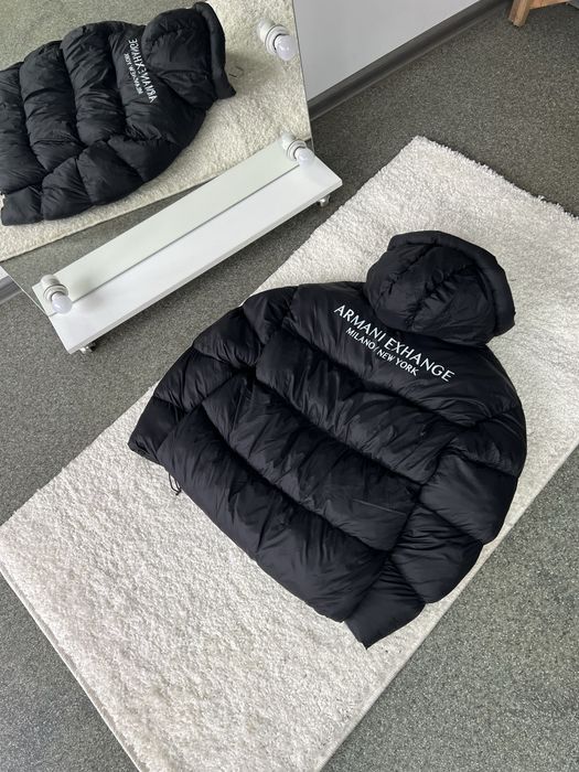 Пуховик Armani Exchange milano