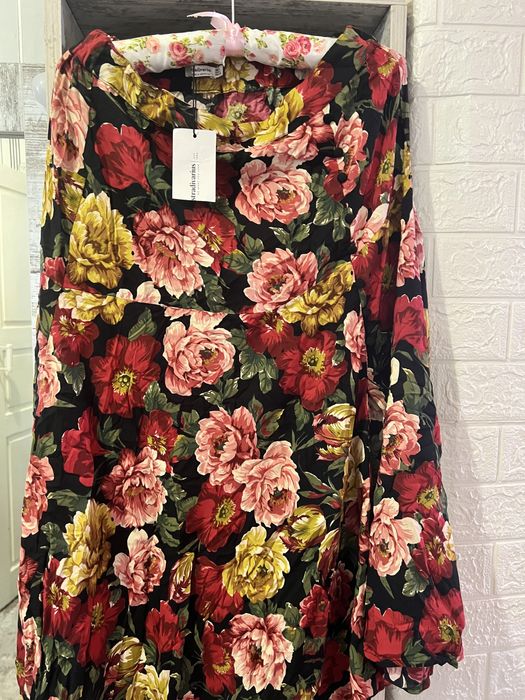 Юбка Stradivarius L новая