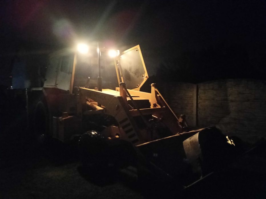 Koparko ładowarka ostrówek NK Perkins