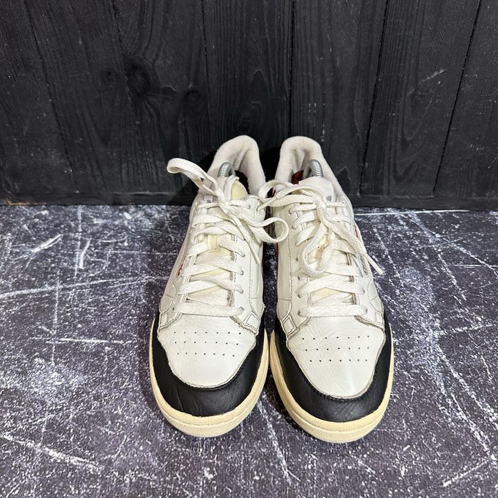 Шкіряні кросівки Adidas Continental 41.5/26