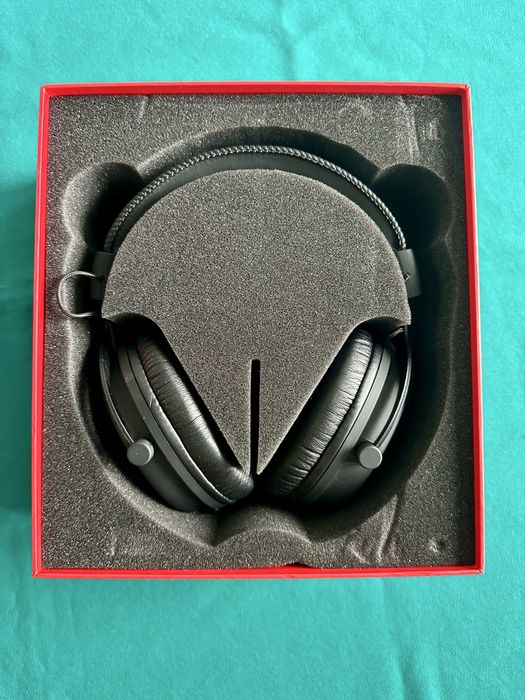 Auscultadores GNOSIS