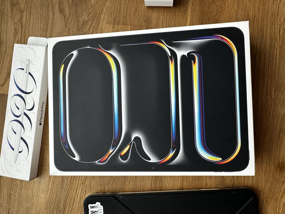 Продам ipad pro 11 (m4)